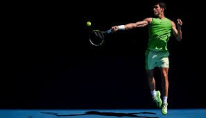 图片报：诺伊尔已完整参加训练，周日将首发出战